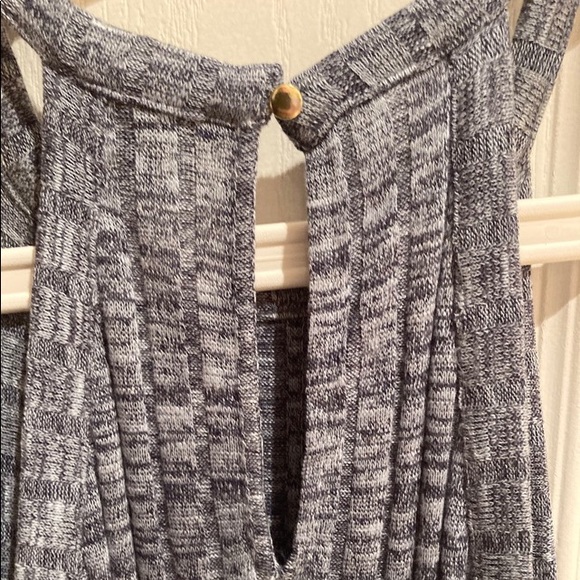 Gray tunic - Picture 3 of 4
